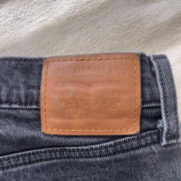 Classic Black Women's Jeans - Picture 6 of 6